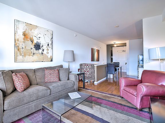 5th image of 140 S Van Ness Ave Unit 1026