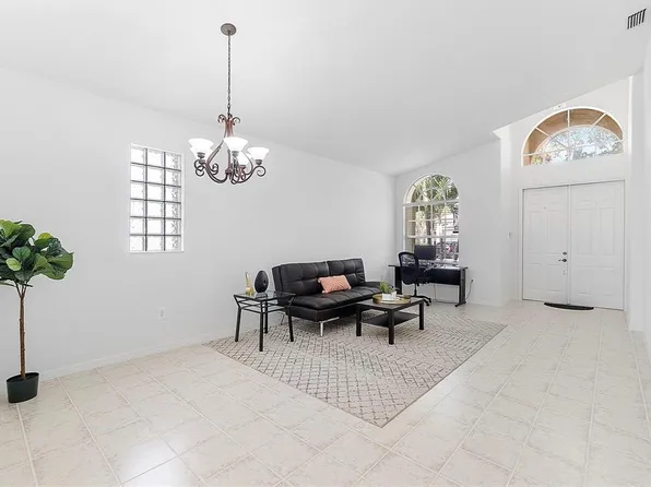 5385 NW 124th Way #1, Pompano Beach, FL 33076