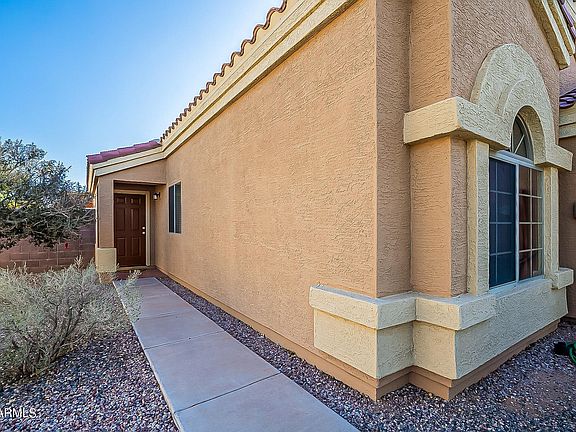 4th image of 1779 E San Xavier Dr