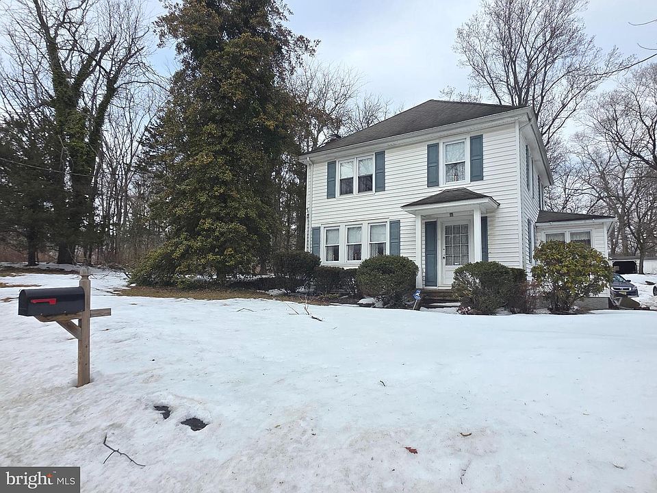 1st image of 3016 County House Rd