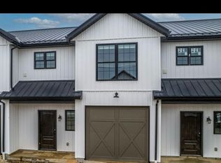 2124 Noble Dr, Wooster, OH 44691