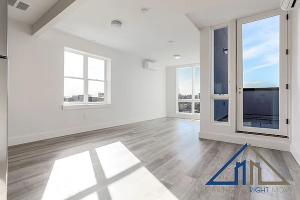 Rented by Voro, LLC | media 11