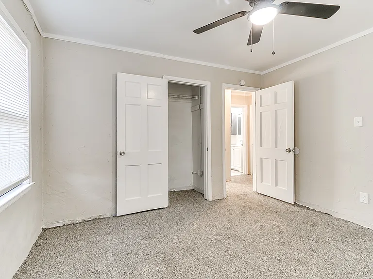 220 E Jacobs Dr — Photo 13