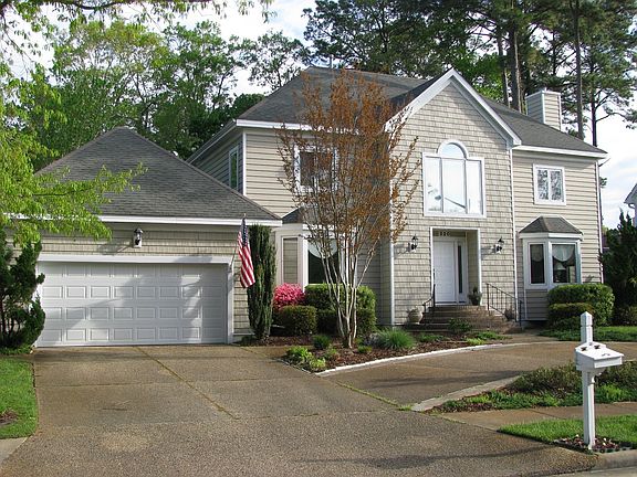 3rd image of 529 Bushnell Dr