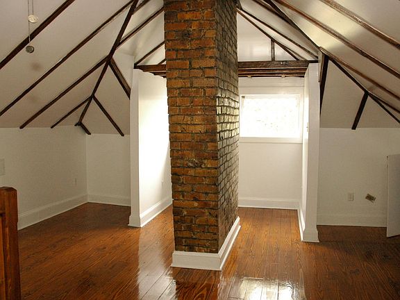 3rd image of 4305 S Carrollton Ave #A