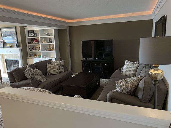 3rd image of 555 Graceland Ave APT 605