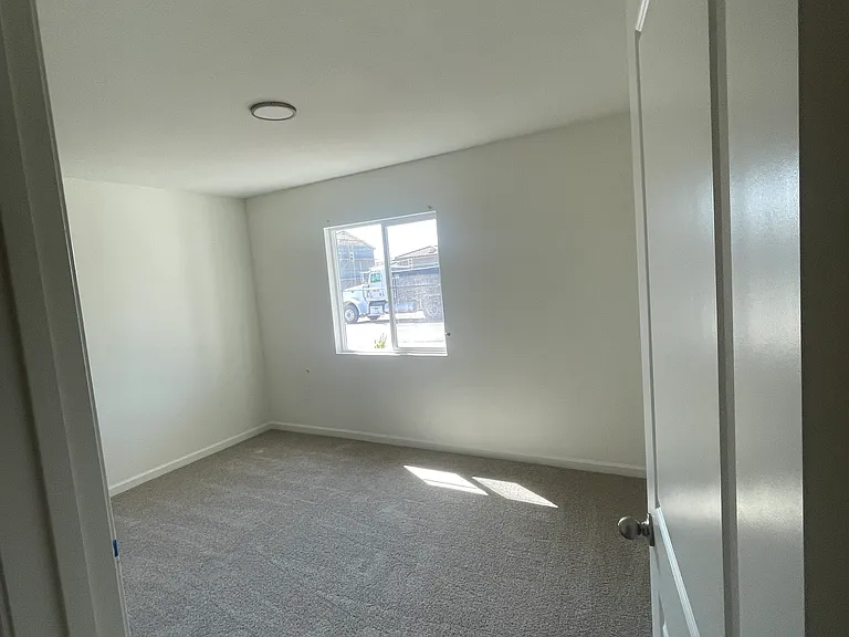 2425 Elkhorn Rd — Photo 5