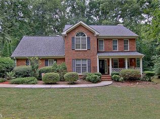 275 Kari Glen Dr, Fayetteville, GA 30215