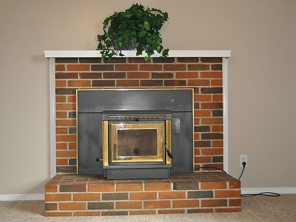 2nd image of 6901 NE 98th Ave