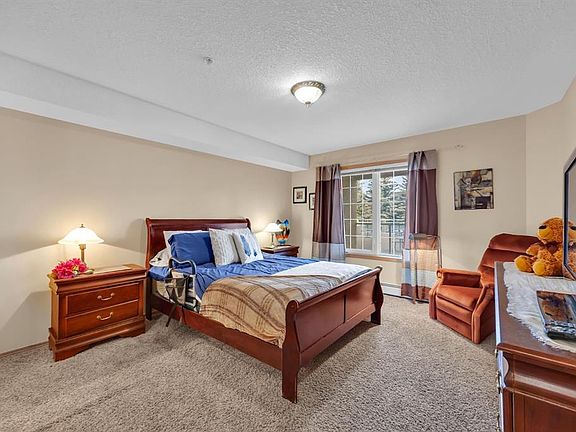 5th image of 728 W Country Hills Rd NW #106