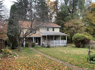 25 Alden Pl, Millbrook, NY 12545