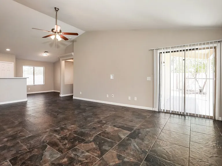 33053 N North Butte Dr — Photo 3