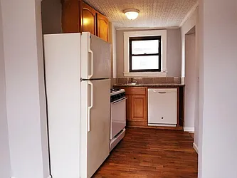 Rented by WIRE International Realty