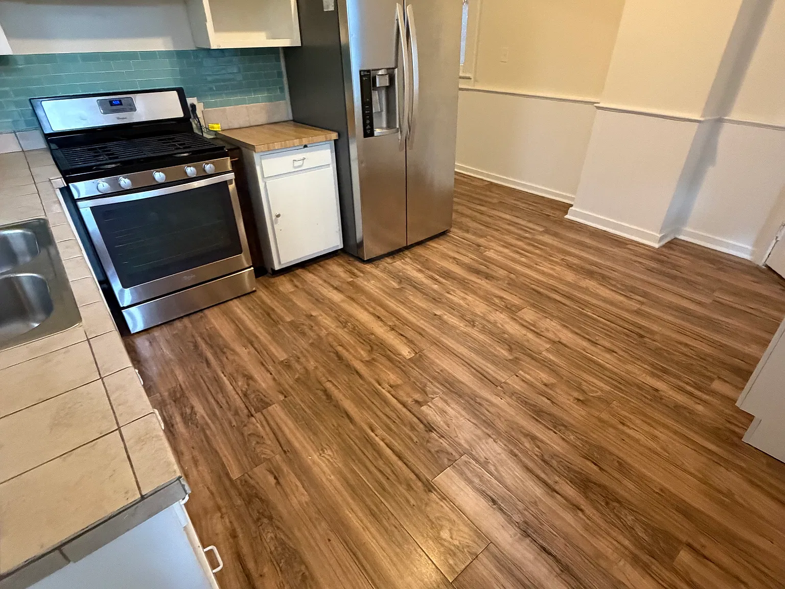 1 bed, 1120 sqft, $1,250 — Photo 2