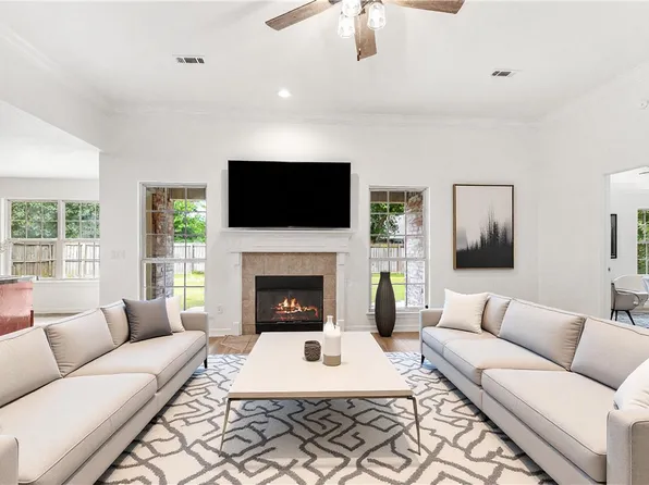 1320 Pinot Ave, Centerton, AR 72719