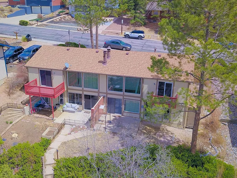 608 Crown Ridge Dr — Photo 23