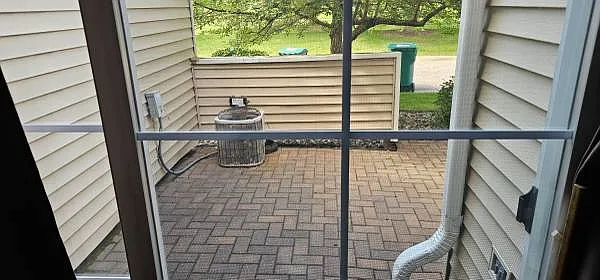 2225 Ranchview Ln N #10 — Photo 2
