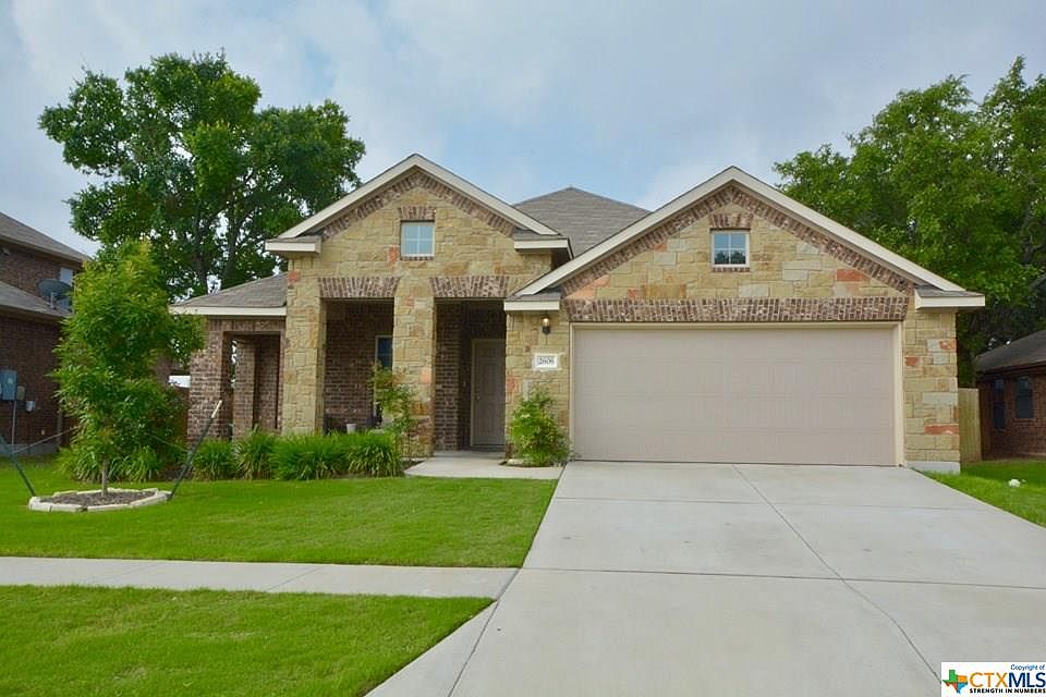 1st image of 2606 Natural Ln