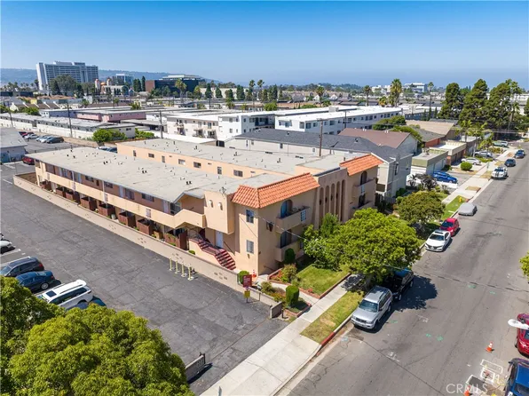 3528-3530 Emerald St, Torrance, CA 90503