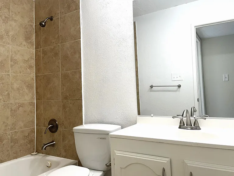 5608 Terry St — Photo 13