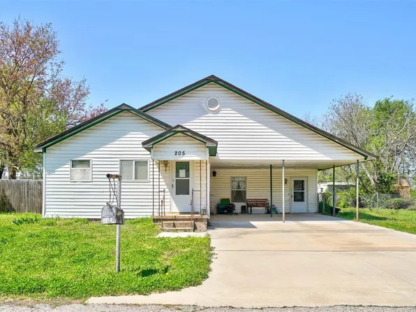 205 Crosby Dr, Del City, OK 73115