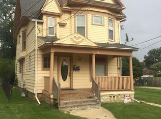 225 College St APT 2, Elgin, IL
