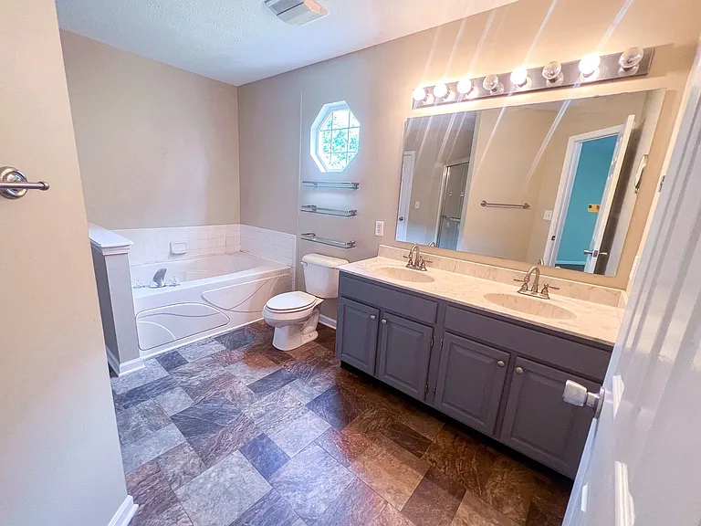 10640 Northern Dancer Dr — Photo 28