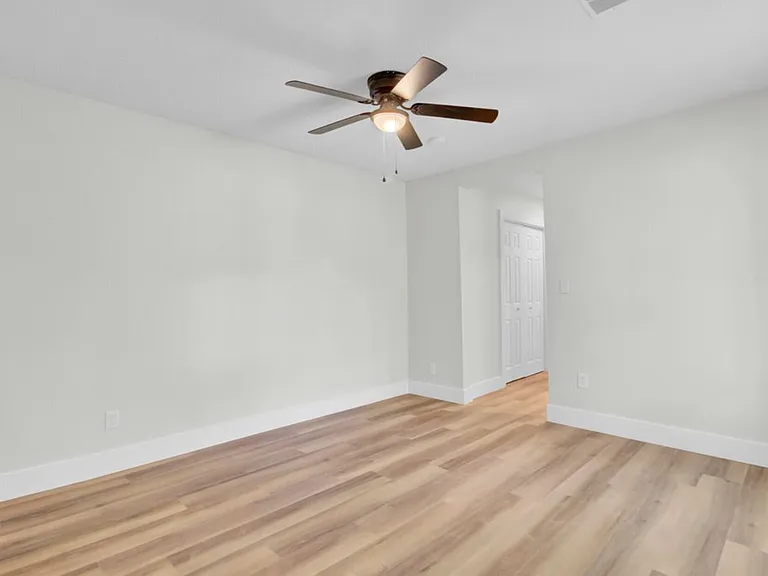 235 Mary Scott Dr — Photo 17