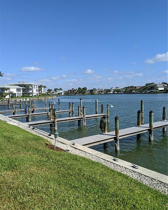 1st image of 3300 Gulf Shore Blvd N