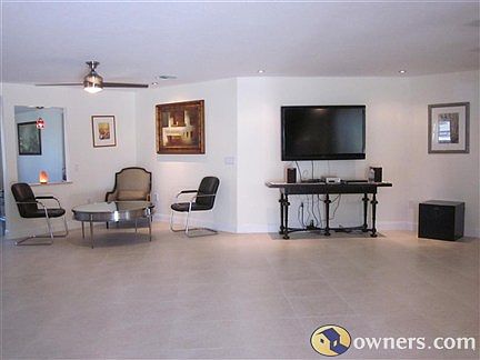 4th image of 5587 Merrimac Dr