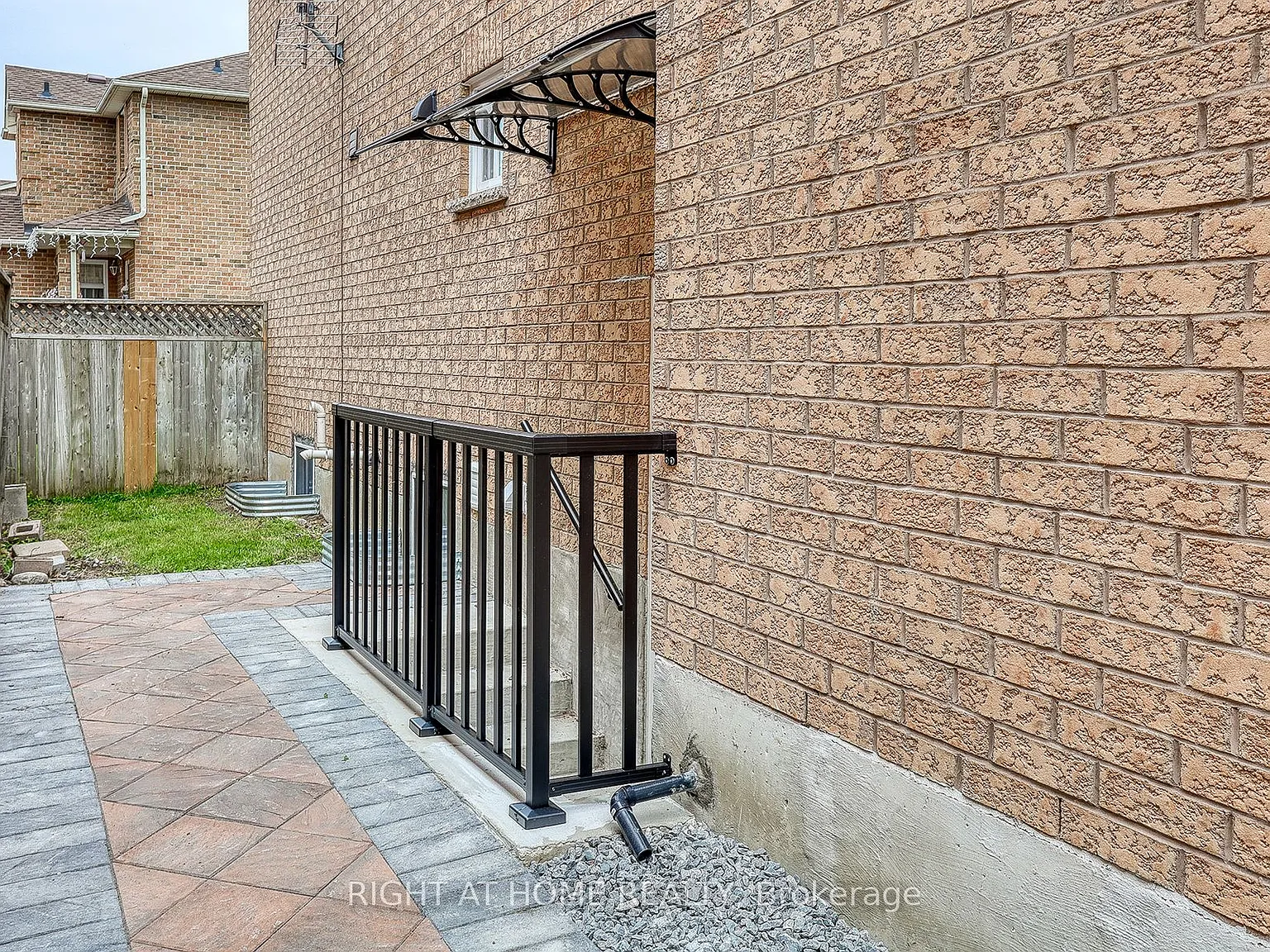 2 bed, $1,799 — Photo 2