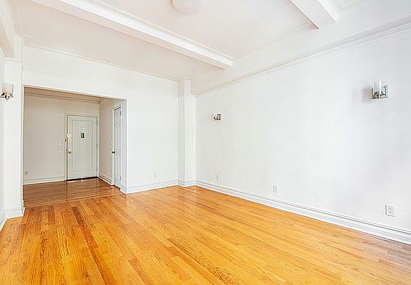 3rd image of 200 W 90th St #7J