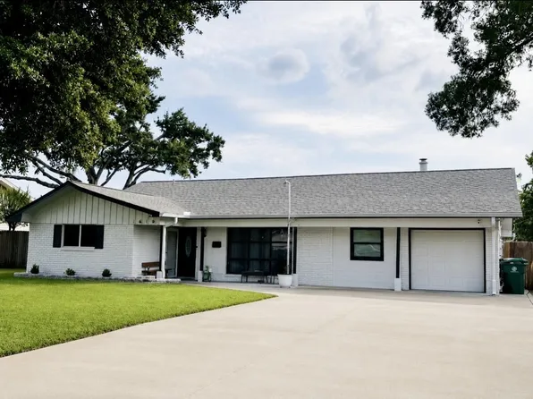 1619 Shadow Bend Dr, Houston, TX 77043