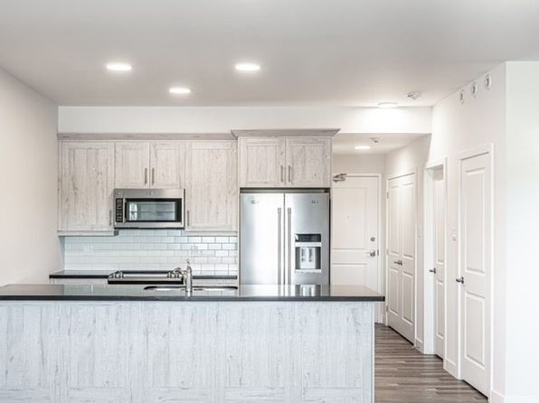 459 Hugel Ave #8, Midland, ON L4R 1X8