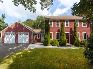 4 Windsor Rd, Sandwich, MA 02563