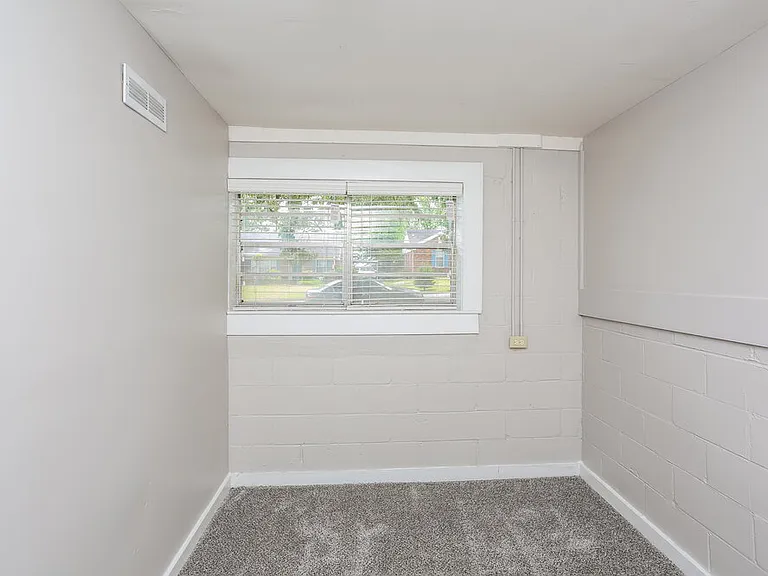 3259 Powers Rd — Photo 12