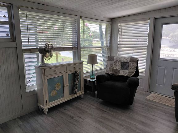 3rd image of 576 Oak Island Cir #12