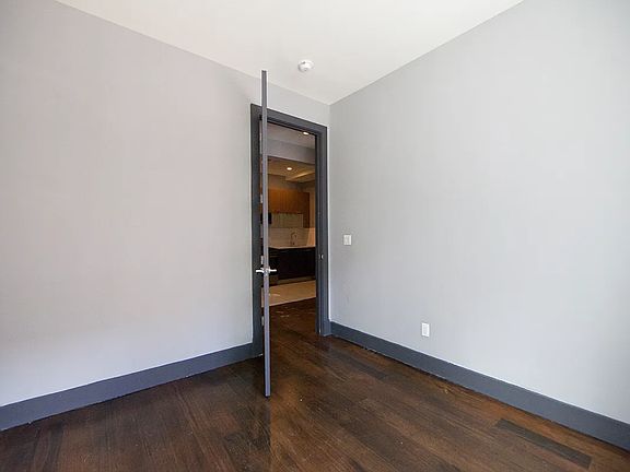 5th image of 125 Boerum St APT 2B