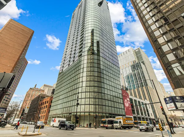 600 N Fairbanks Ct Unit 2606, Chicago, IL 60611