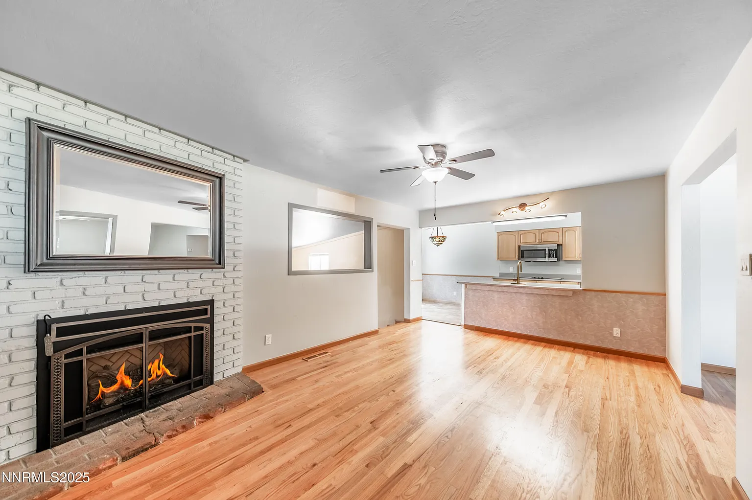 630 Sapphire Cir photo 1