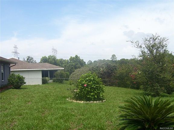 3rd image of 1042 S Brookfield Dr