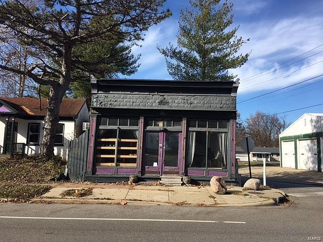 1st image of 817 Hillsboro Ave