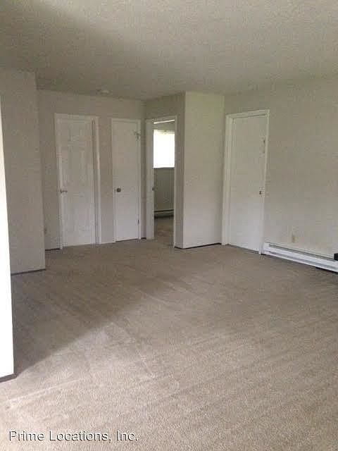 1st image of 2535 42nd Ave SE APT 1