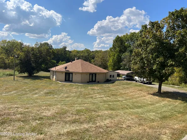 4867 Plum Creek Rd, Taylorsville, KY 40071