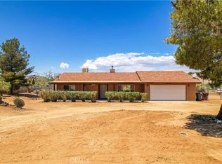 7394 Warren Vista Ave, Yucca Valley, CA 92284