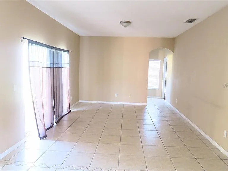 2906 Sweetspire Cir — Photo 10