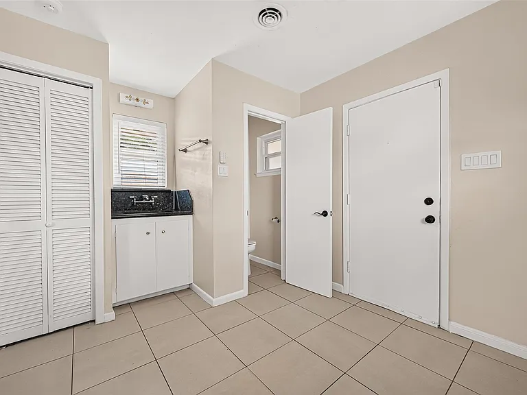 4002 Mischire Dr — Photo 26