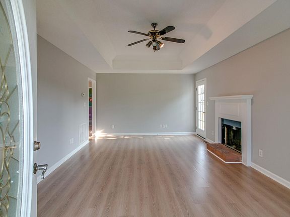 3rd image of 308 Arrowood Dr