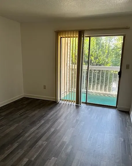 Overlook Apartments — Photo 14