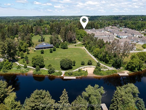 3rd image of 16 Leeds Ct